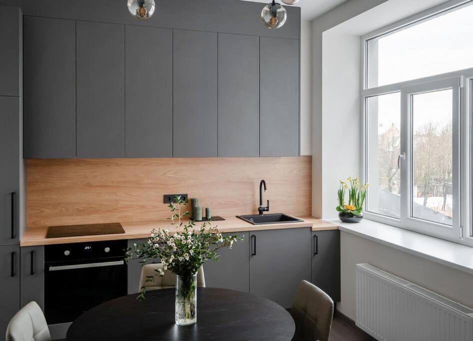 Spacious Home In Central Riga Exterior photo